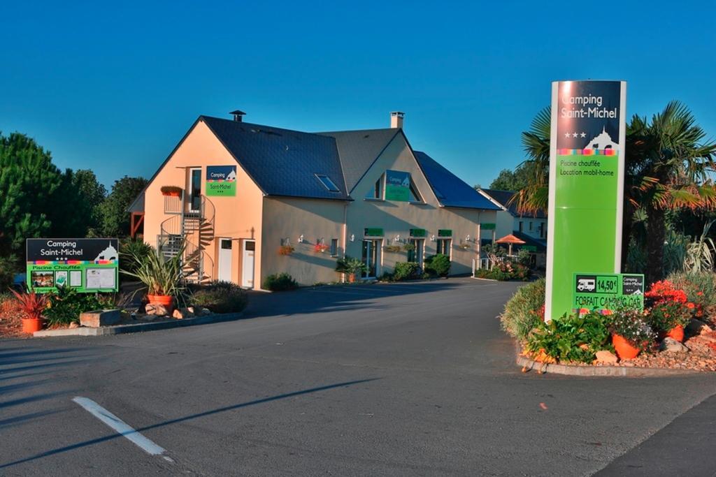 Camping Saint Michel Courtils Εξωτερικό φωτογραφία
