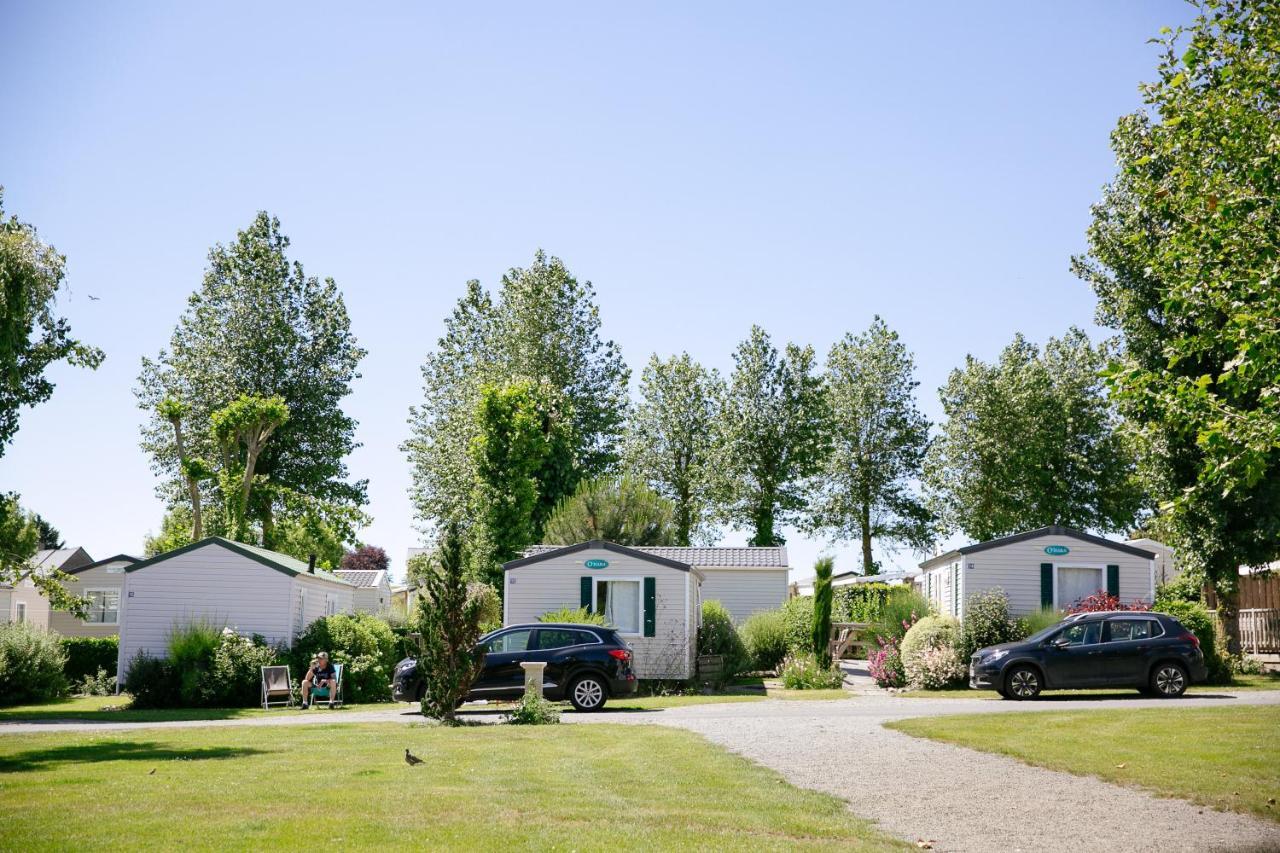 Camping Saint Michel Courtils Εξωτερικό φωτογραφία